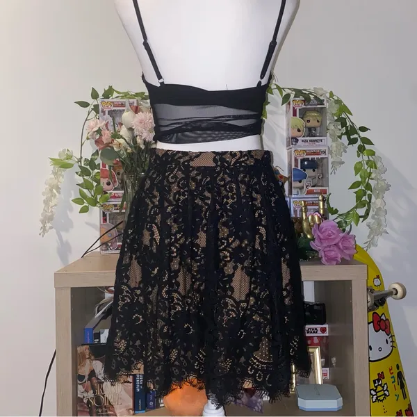 Michael Michael Kors dark academia whimsical gothic lace floral midi skirt - Image 3