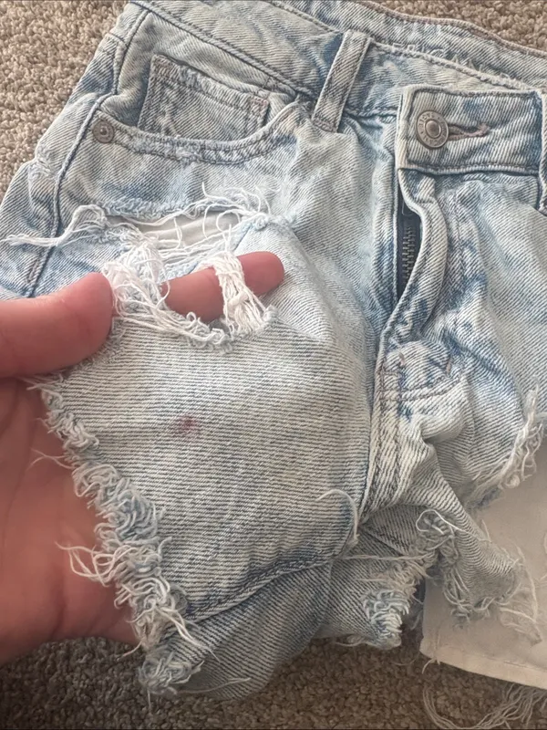 American Eagle Distressed Strigid Denim Jean Mom Shorts Size 000 - Image 6