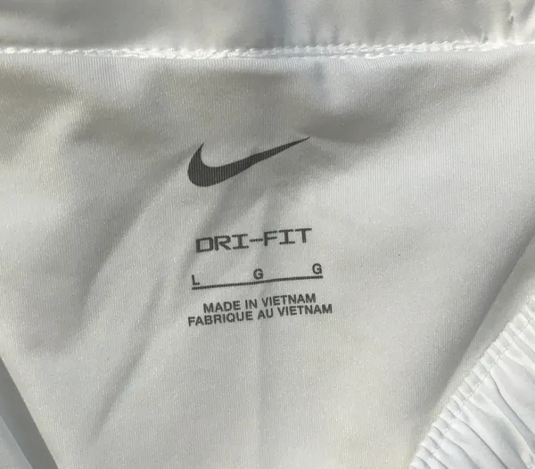 Women's Nike One Dri-FIT Mid-Rise Brief Lined Graphic Shorts - Image 5