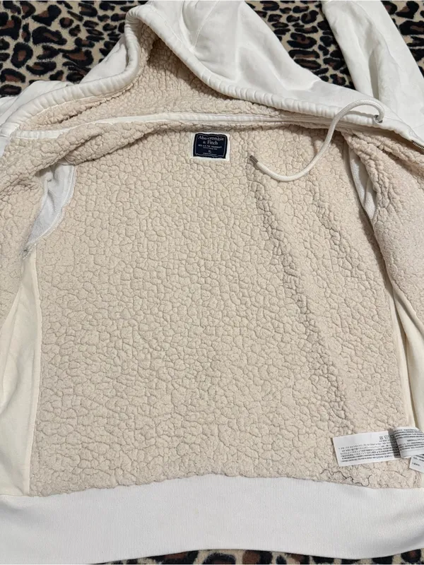 2000s vintage style Abercrombie & Fitch double zip up sherpa lined hoodie - Image 7