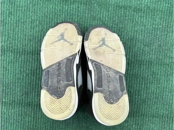 Air Jordan 5 Retro GS 'Oreo' 2021 Size 4.5y Women’s Size 6 - Image 6