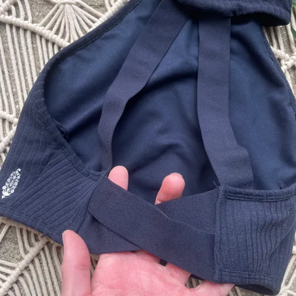 Free People Movement Ribbed Navy Crop Top Size Small - Image 8