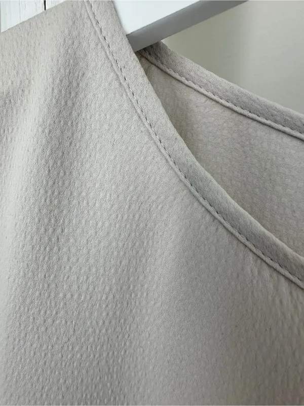 J. Crew Light Cream Flutter Short-Sleeve Slight Textured Blouse Size 12 - Image 7