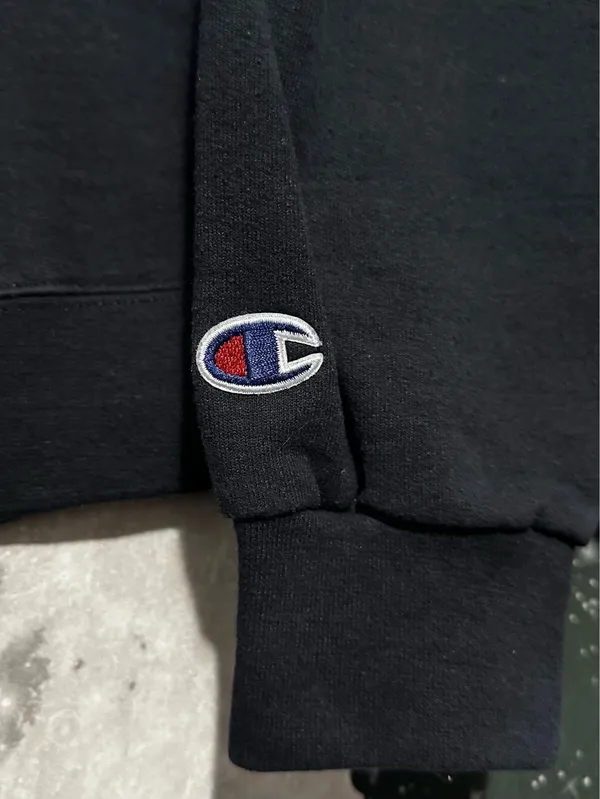 Champion Eco Fleece Black Crewneck Sweatshirt - Image 5