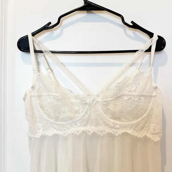 Vtg Womens White Lace Lingerie Top XL Feminine Romantic Dainty Wedding Night - Image 2