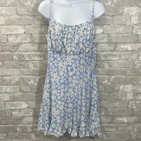 Lila Rose Blue Floral Romper - Image 2