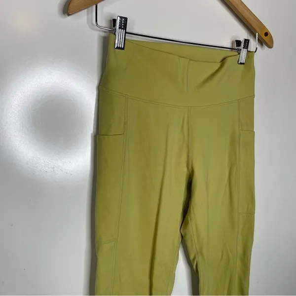 Carly Jean Los Angeles‎ Leggings with Pockets Size Medium - Image 3
