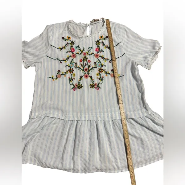 Boho Blue White Embroidered‎ Peplum Top Vintage-Inspired Cottagecore Vibes Sz M - Image 7