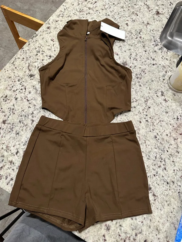 Two piece brown short set Size M - Image 2