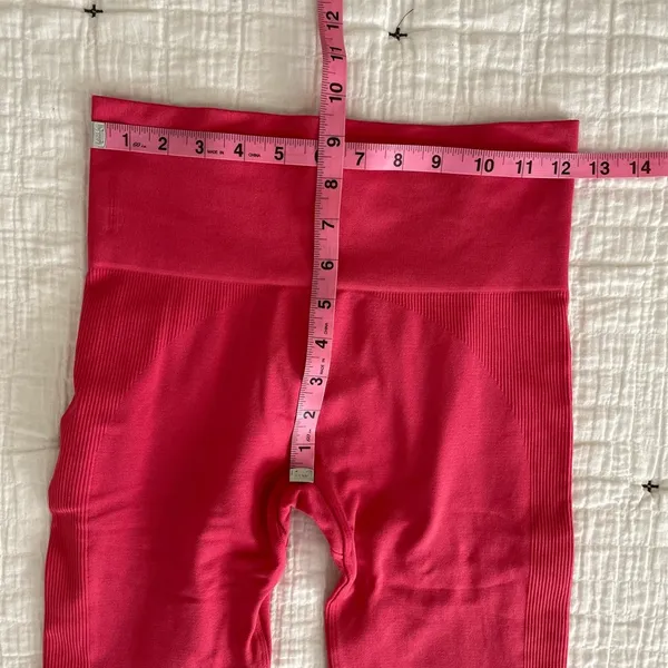 SET ACTIVE SculptFlex High Rise Compression Legging in Electric Pink Size S - Image 7