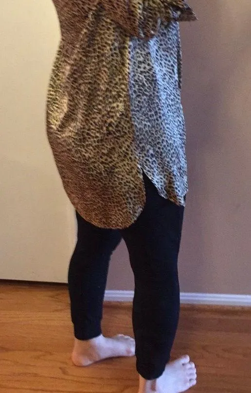 long button up shirt. Xs - Image 6