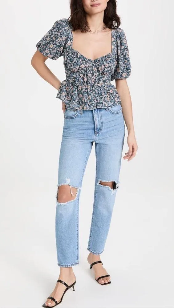 NWOT ASTR the Label Clairemont Top in Blue Peach Multi Floral - Image 3