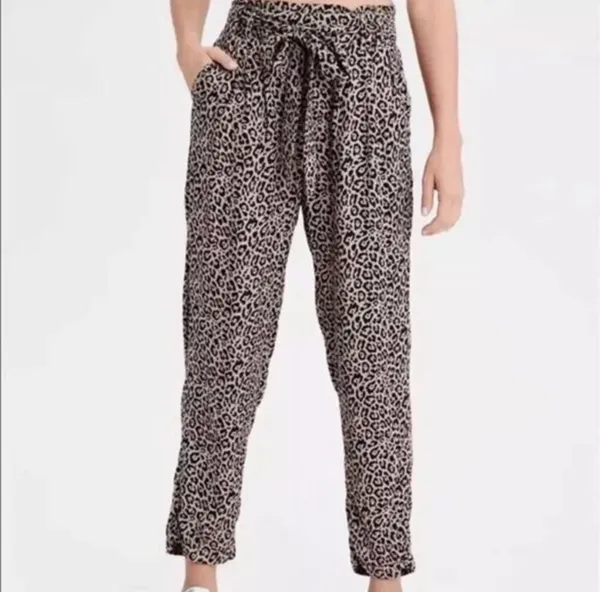 American Eagle Leopard Tie Waist Casual Pants Size S EUC - Image 6