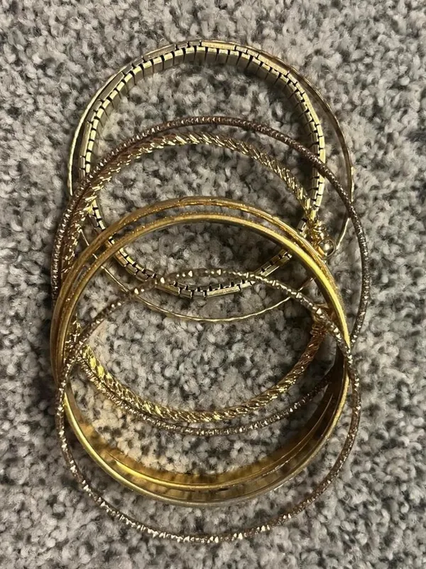 Set of six gold tone bangles - Image 2