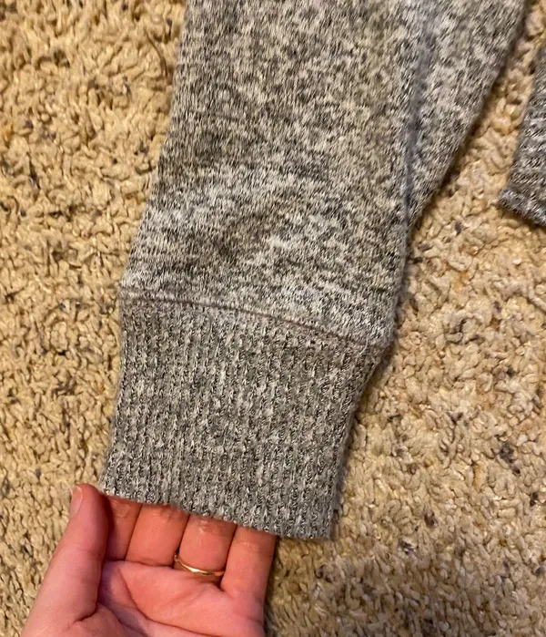 ‼️Abercrombie Cozy Off-the-Shoulder Lightweight Sweater Top‼️ - Image 7