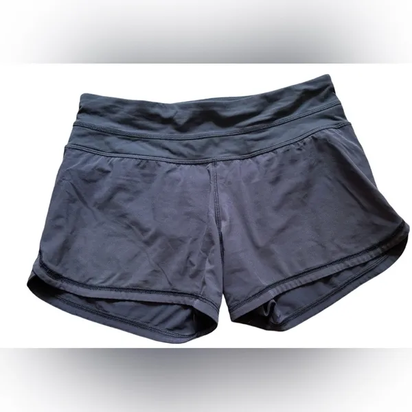 LULULEMON Groovy Run Short size 4 Black 4" inseam Track Gym Run Workout - Image 2