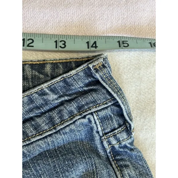 Levi's Misses Cutoff Denim Jean Shorts Med Wash Size 8 Mid Rise Raw Hem‎ Zip - Image 7