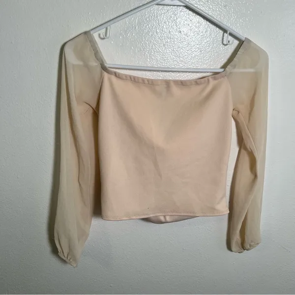 Windsor Women's‎ Size Small Faux Wrap Off Shoulder Top Beige Cream Long Sleeve - Image 6