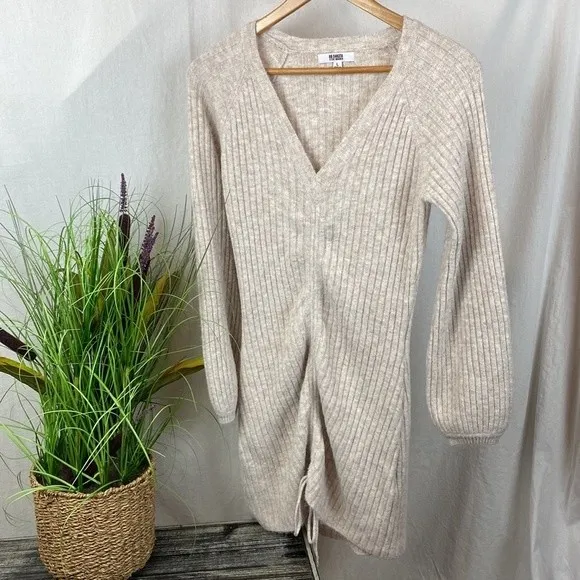 Steve Madden BB Dakota Ivory Ribbed Long Sleeve Knit Sweater Dress L - Image 2