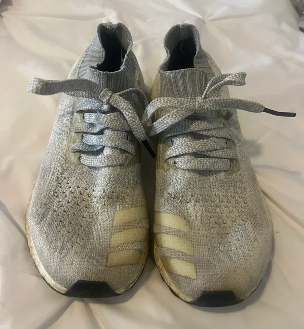 Adidas Tenni Shoes - Image 4