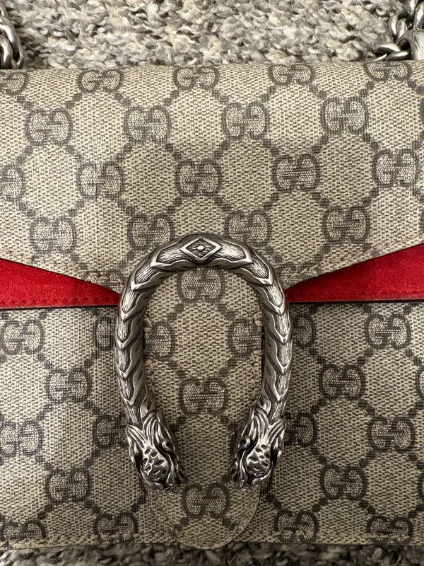 Gucci GG Supreme Dionysus Mini Bag with red accent - Image 2