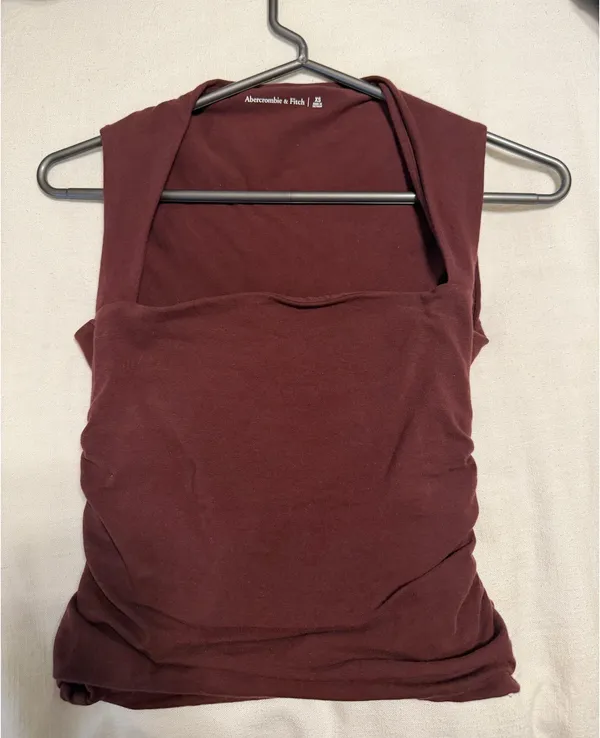 Abercrombie and Fitch top maroon XS - Image 2