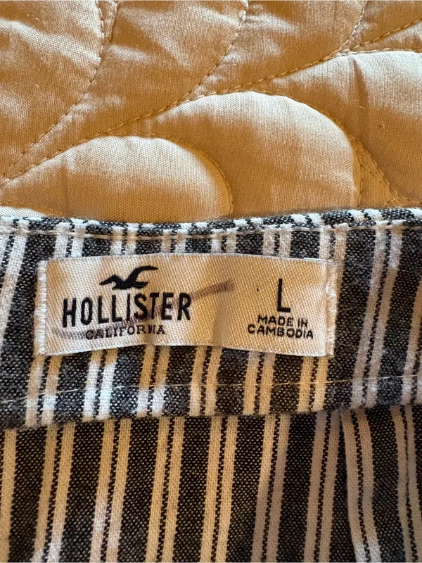 Hollister Ultra High Rise Striped Mini Skirt with Front Slits - Image 5