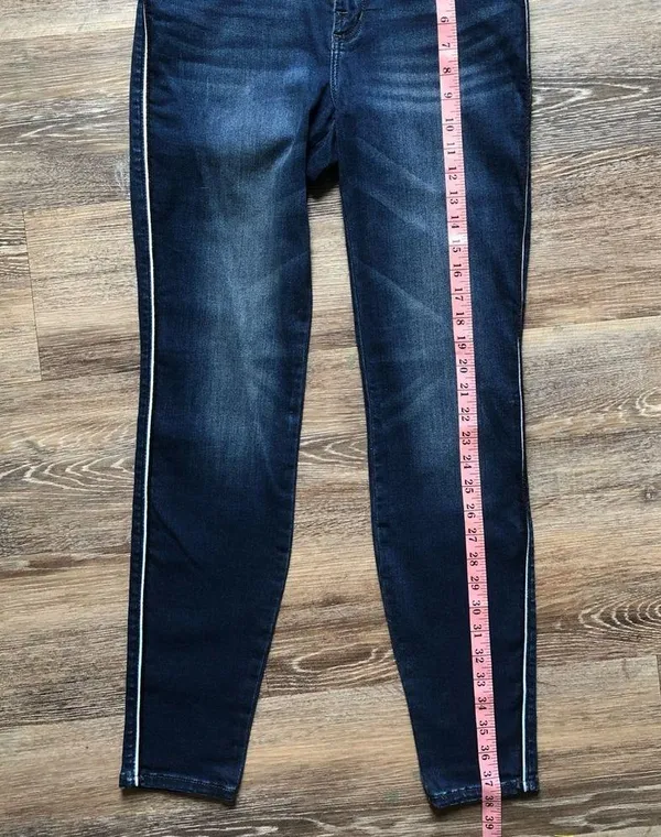 Rock & Republic Kashmiere Mid-Rise Skinny Jeans 6 - Image 7