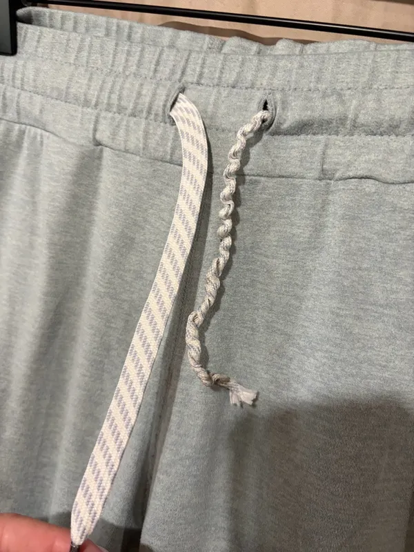 Vuori joggers - Image 2