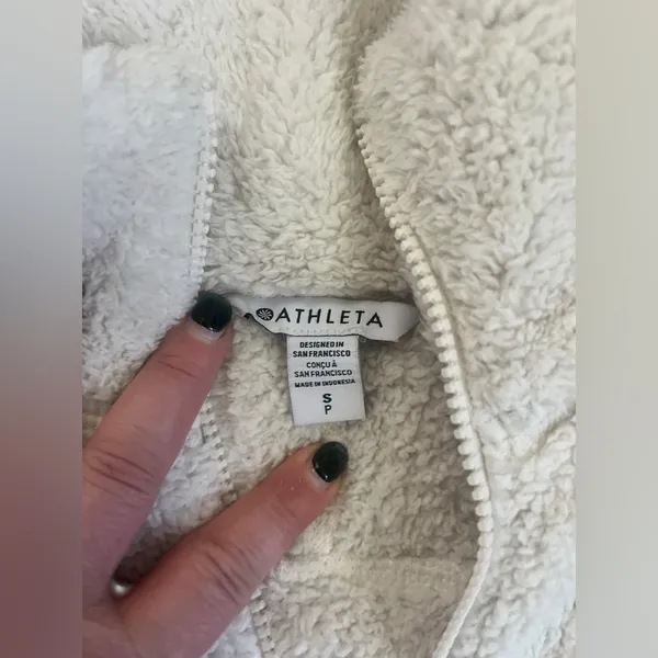 Athleta Tugga Sherpa Jacket Women's sz small white/bone Cropped Full Zip Fleece - Image 3