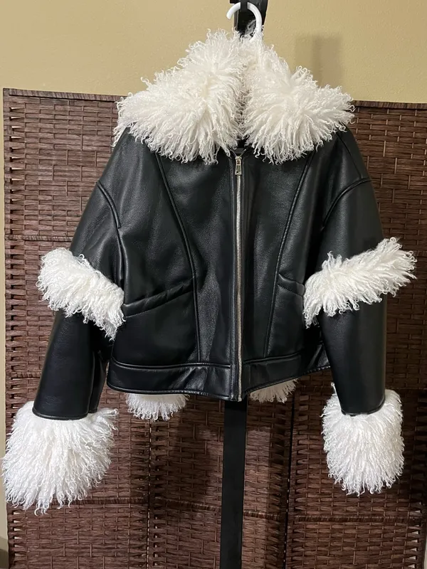 NEW AKIRA “Aspen Glow Up” Faux Fur Coat – Black – Size Large - Image 6