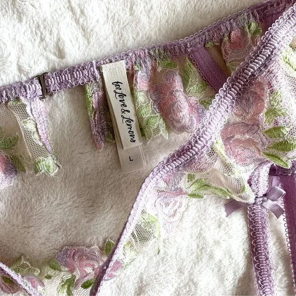 NWOT For Love & Lemons Lilac Rose Lace Hook Garter Belt - Large - Image 3