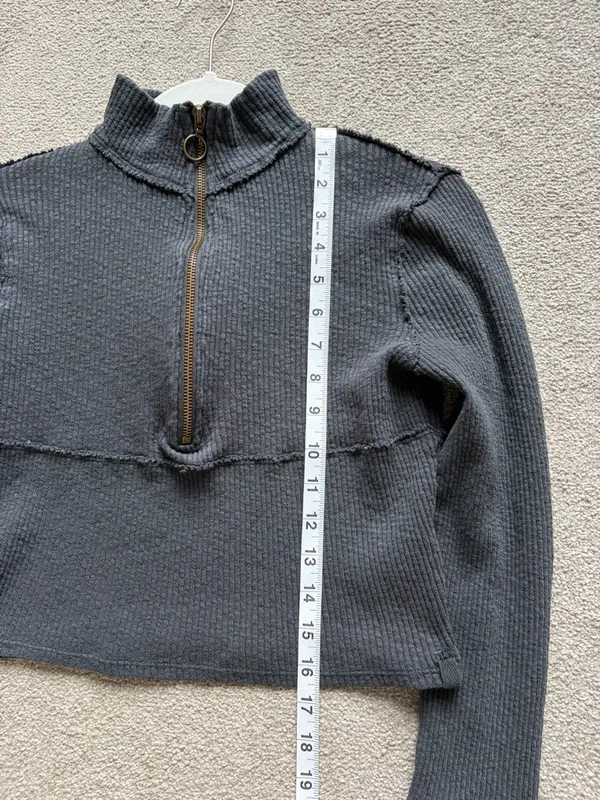 Marine Layer Cropped Ribbed Half-Zip Long Sleeve Top - XS - Image 6
