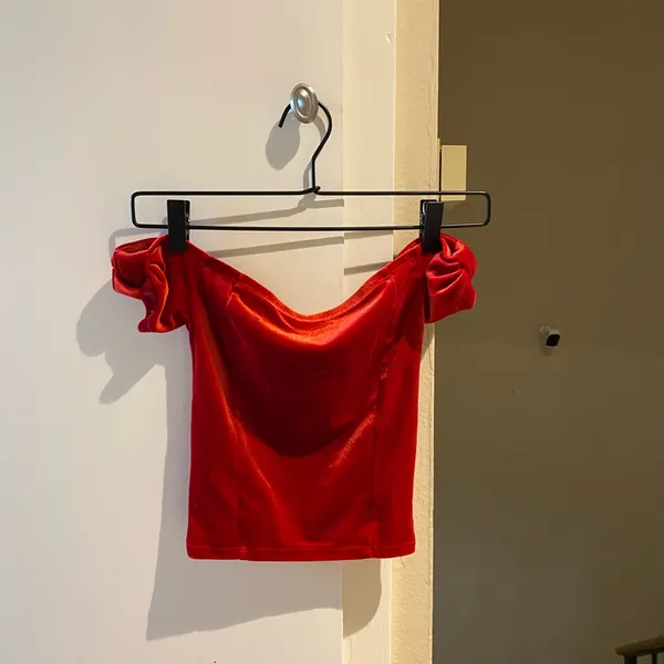 Urban outfitters Elegant Red velvet Off-Shoulder crop Top - Image 2