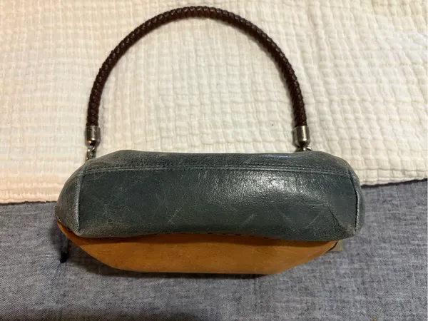 The Sak Brown & Gray Two-Tone Leather Shoulder Bag - Image 4