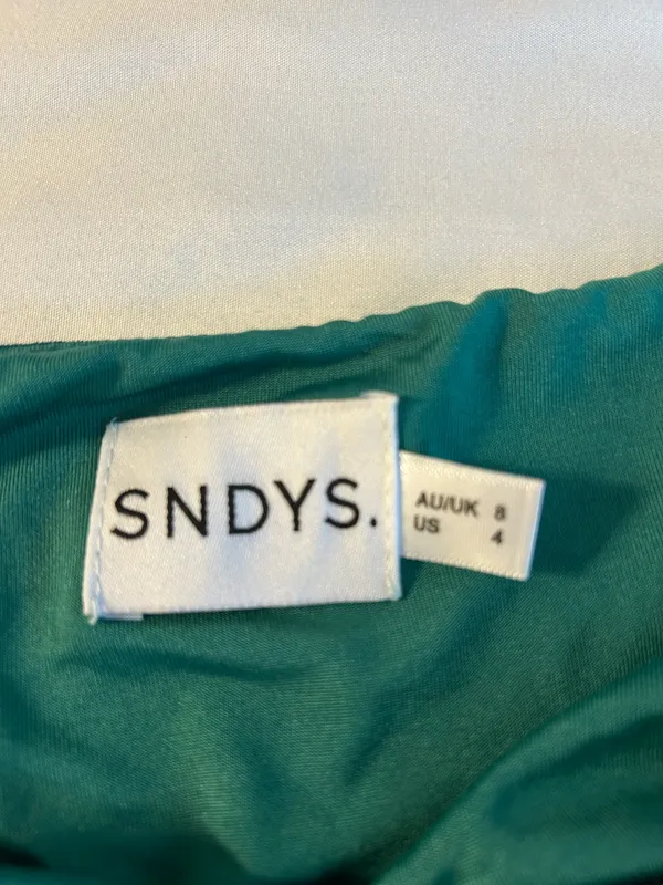 Revolve Teal Halter Crop Top - Image 4