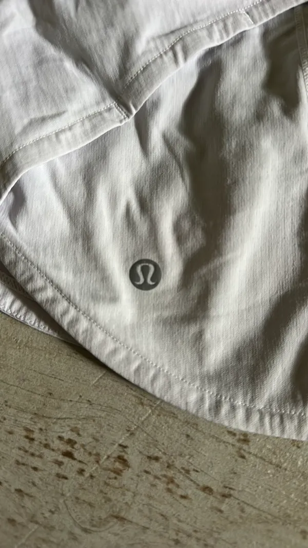White Lululemon Speed Up 4" 4 - Image 3