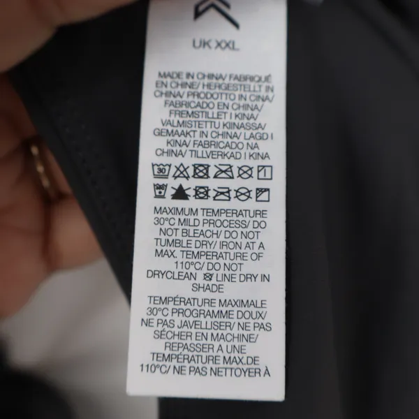 Myprotein Composure Halter Sports Bra Black Twist Front XXL - Image 2