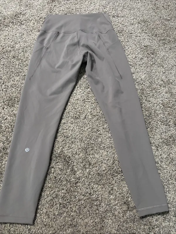 Lululemon Wunder Train High-Rise Tight with Pockets 25" size 8 - Image 3