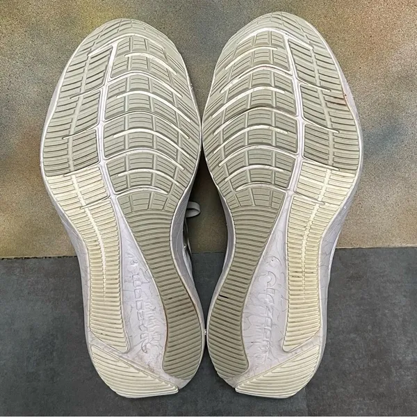 Nike Zoom Winflo 8 CW3421-104 Women's White Metallic Silver Running Shoes Size 8 - Image 16