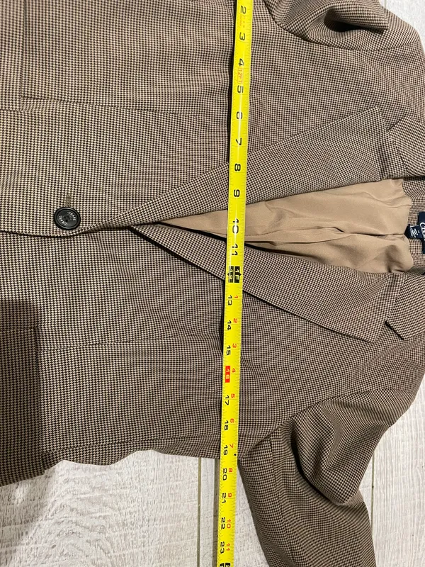 CHAPS Black & Tan Mini Houndstooth Fitted Blazer Size 12 NWOT. Never Worn. - Image 10