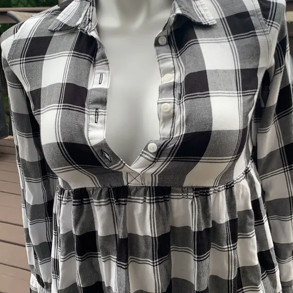 Isabel Target Flannel Plaid Black and White Maternity Tunic size‎ xs - Image 3