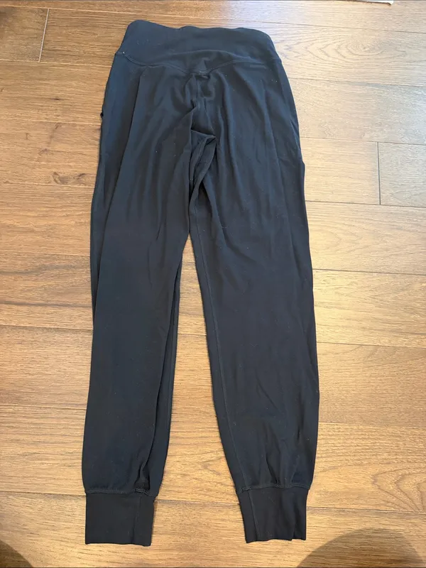 lululemon athletica Black Align Joggers Size 4 - Image 5