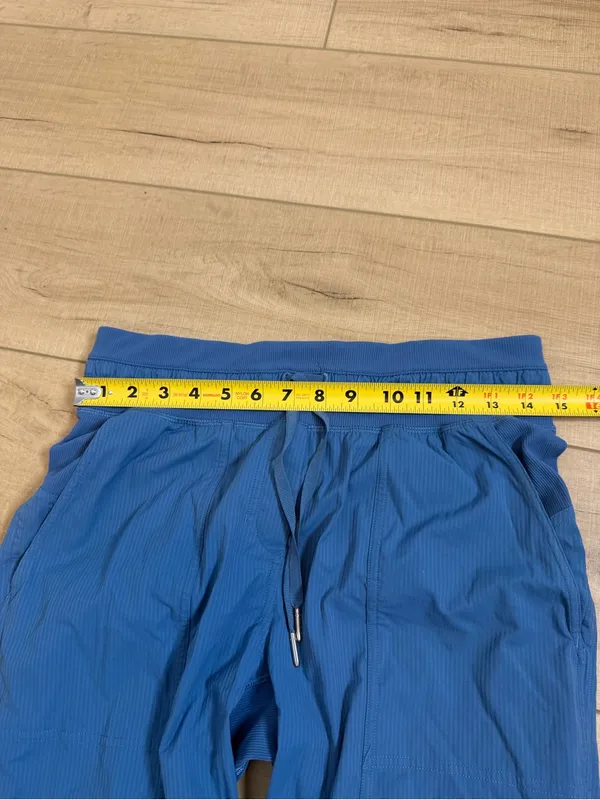 Lululemon Dance Studio Mid-Rise Crop 25 Soft Denim Blue Pants Size 6 - Image 6