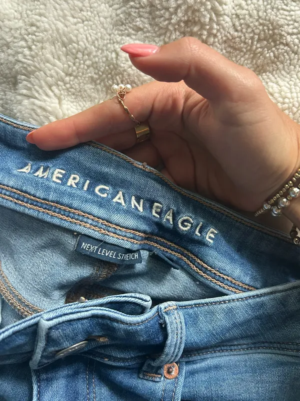 American Eagle Flare Jeans - Image 3