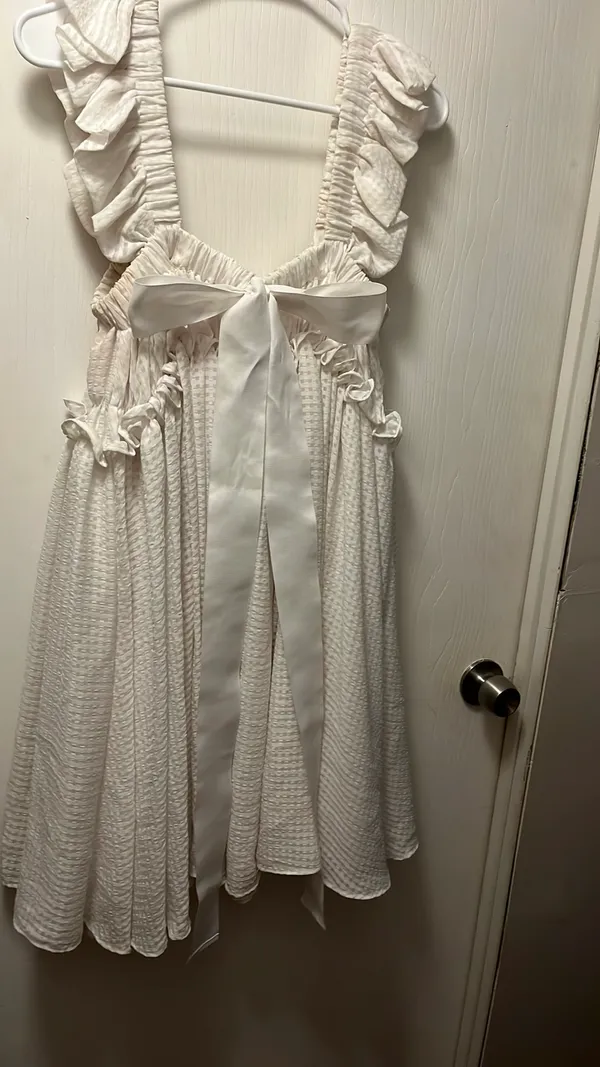 Mabel Dress White Ruffle Sleeve - Image 3