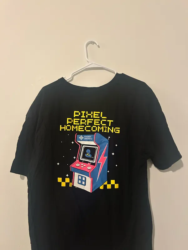 St Mary’s University 2026 Homecoming T-shirt XL - Image 2