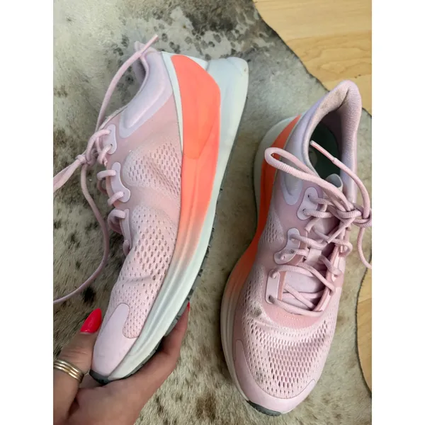 LULULEMON Blissfeel running‎ shoes Size 9 - Image 4