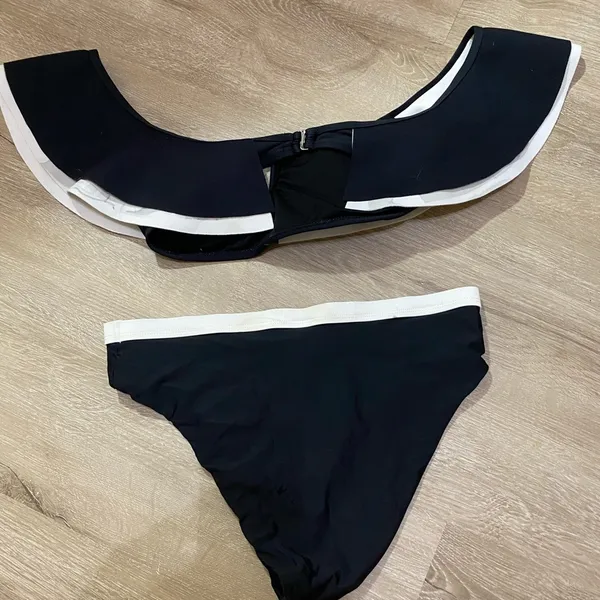 Gianni Bini Off the Shoulder Bikini - Image 2