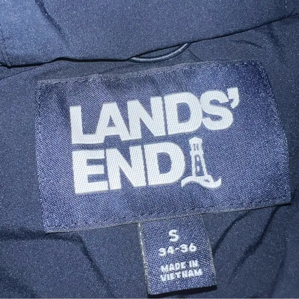 Lands End lightweight Packable puffer jacket - Image 3